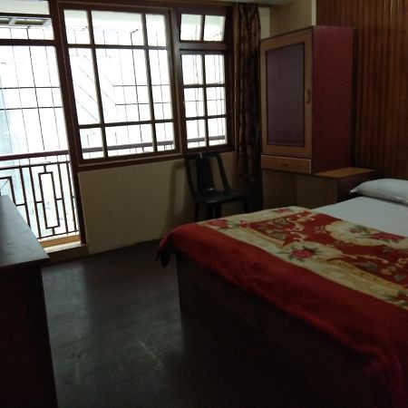 Hotel Mansarovar Νταρτζίλινγκ Εξωτερικό φωτογραφία
